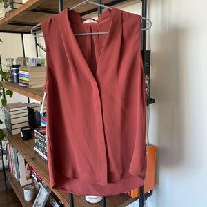 (Aritzia) Babaton - sleeveless collar blouse rust orange/brownish color